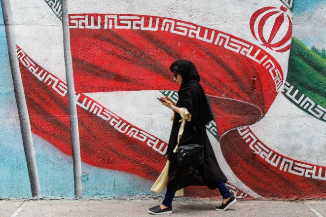 ईरान: महिला आंदोलनों का बढ़ता सैलाब!