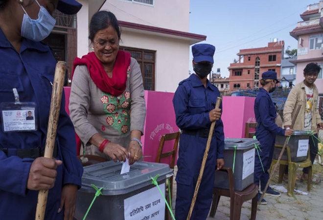 Elections in Nepal: नेपाल में चुनाव से मतदाताओं की दूरी लोकतंत्र के लिए ख़तरनाक!