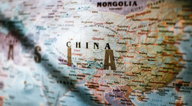 पश्चिम एशिया और चीन: आख़िर क्यों बढ़ रही हैं नज़दीकियां?