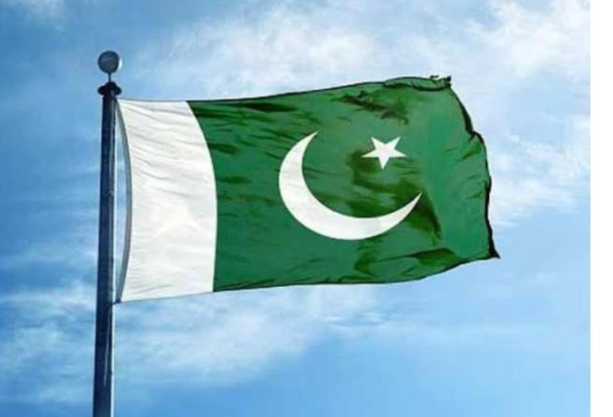 ‘पाकिस्तान की उतार-चढ़ाव वाली राजनीति और सेना की सर्वोच्चता’