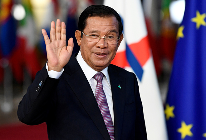 कंबोडिया की विदेश नीति किस ओर जा रही है?  