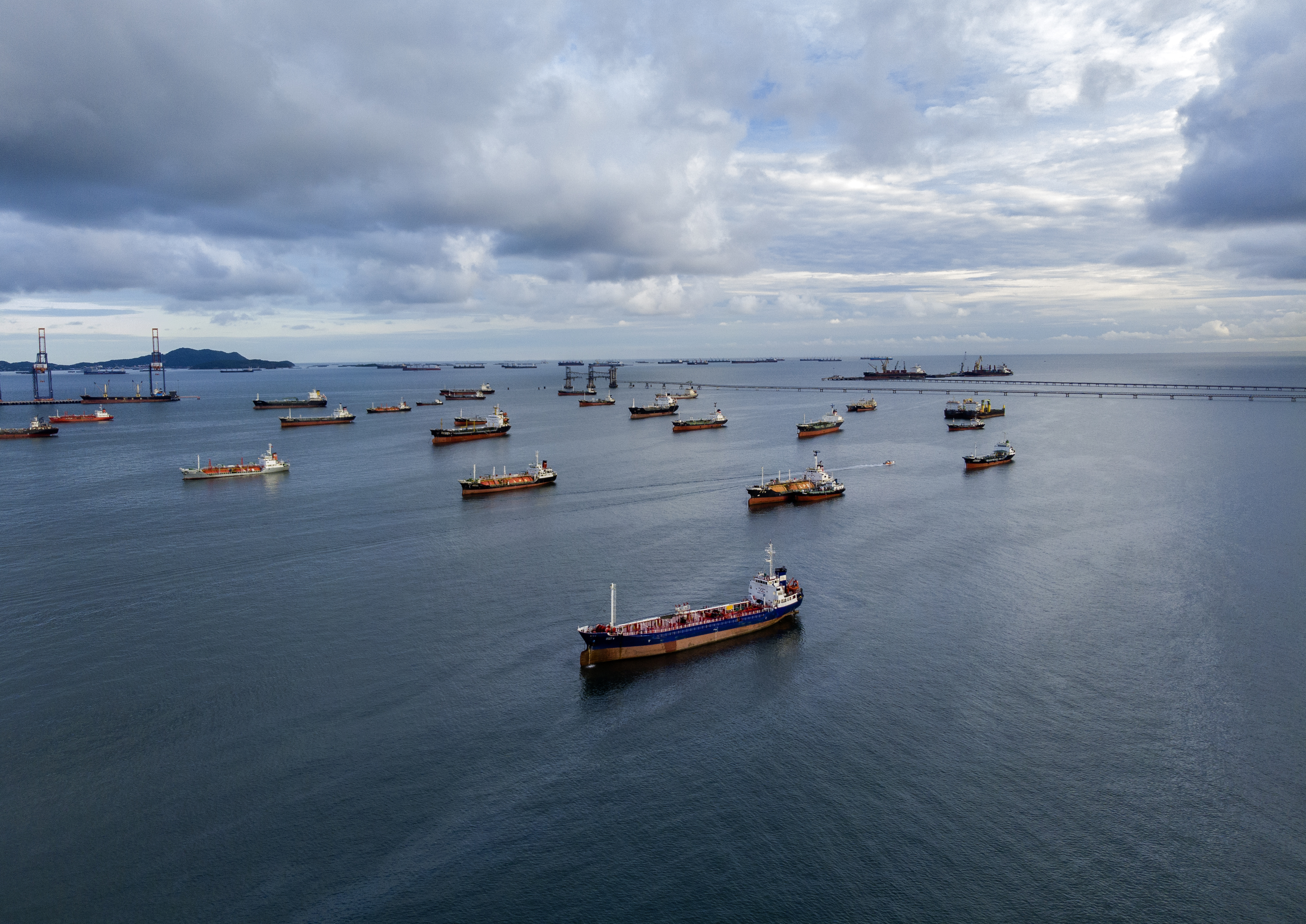 The Strait of Hormuz: A Recurrent Flashpoint in Global Power Rivalries