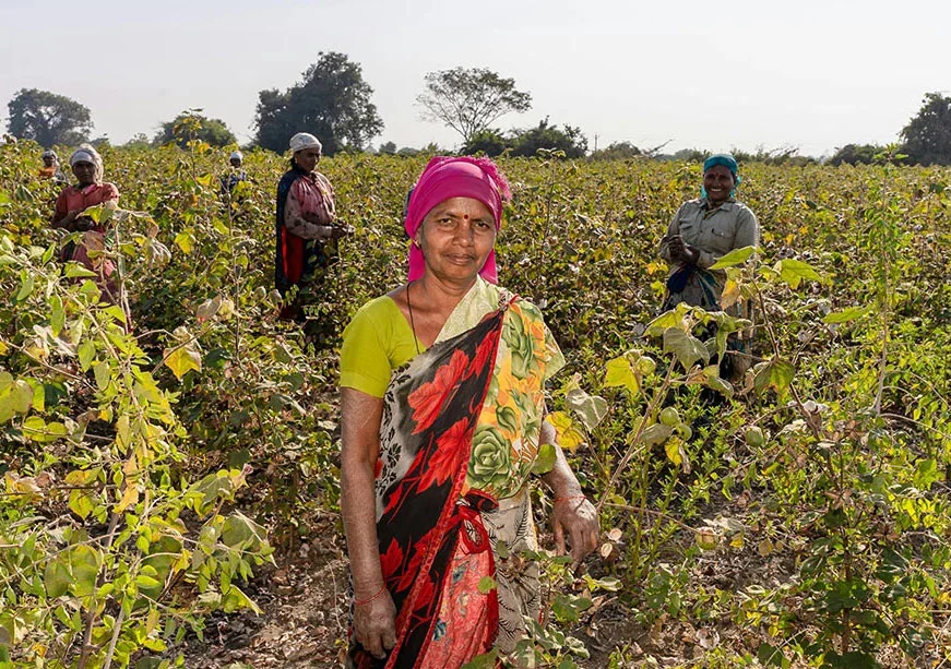 শস্য বিমায় লিঙ্গ বৈষম্য দূরীকরণ